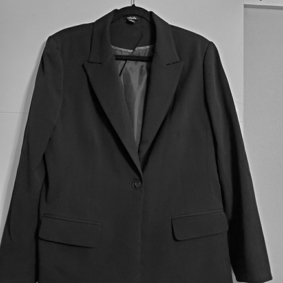 Black Blazer - Picture 1 of 1